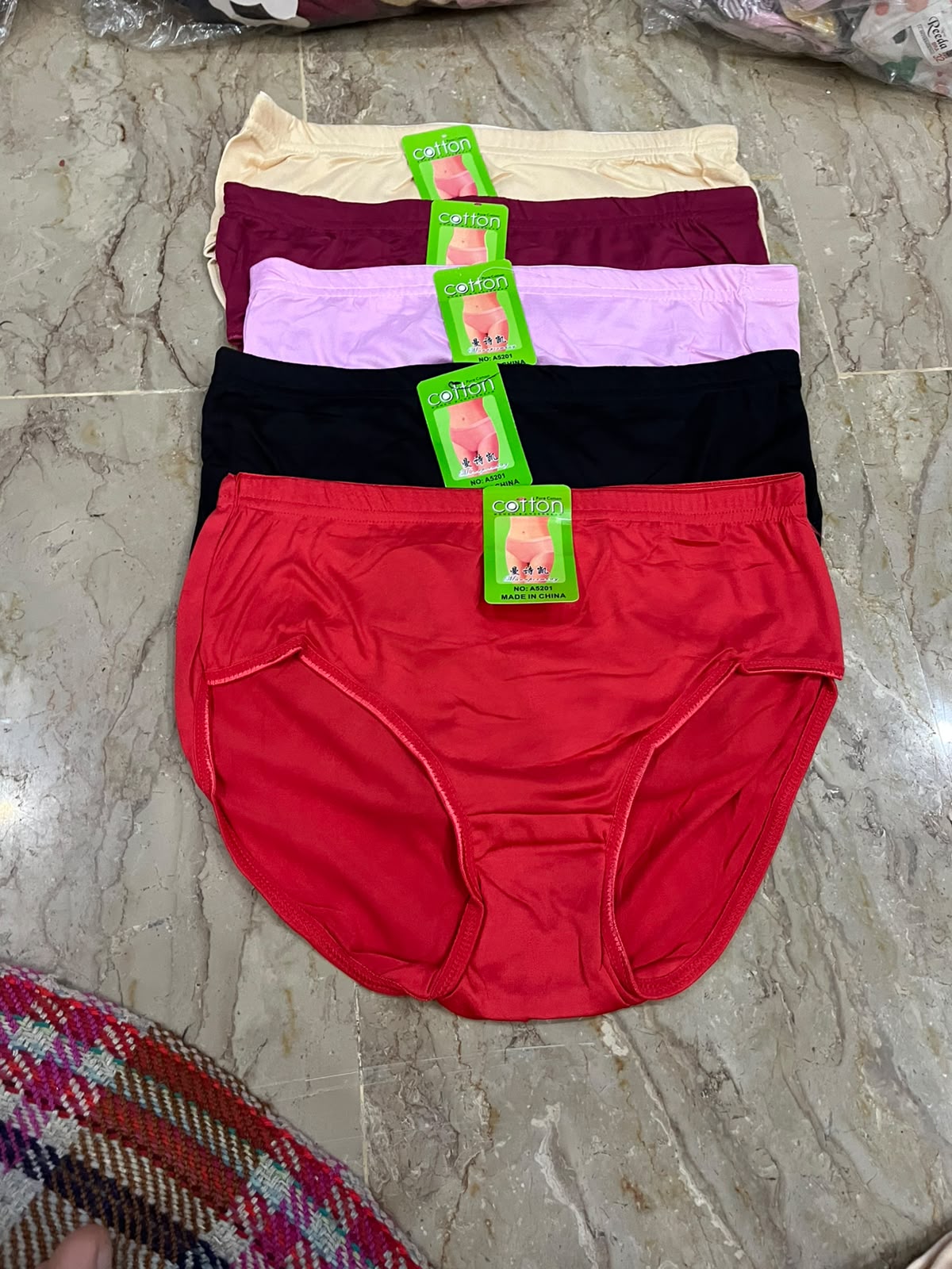 PANTY ( SMALL/MEDIUM/LARGE)
